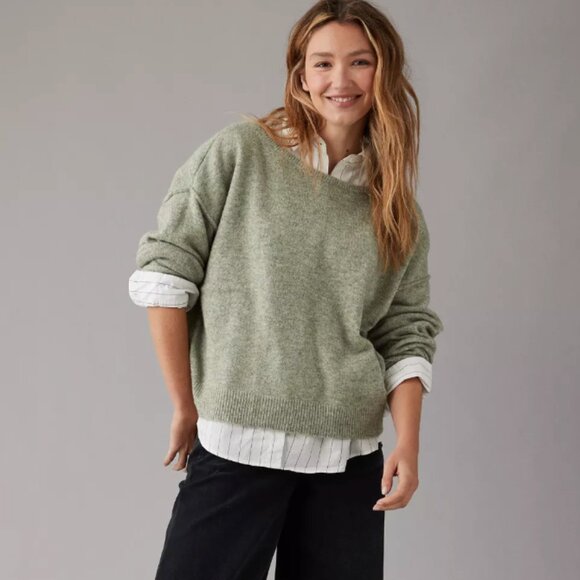 🌿 American Eagle Oversized Ballet-Neck Sweater - Size S, Cozy & Comfy - Picture 1 of 7